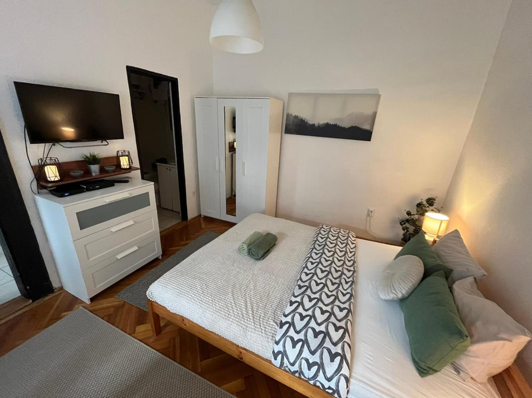 Feel Like - Cozy Downtwon Studio For 2 Apartment